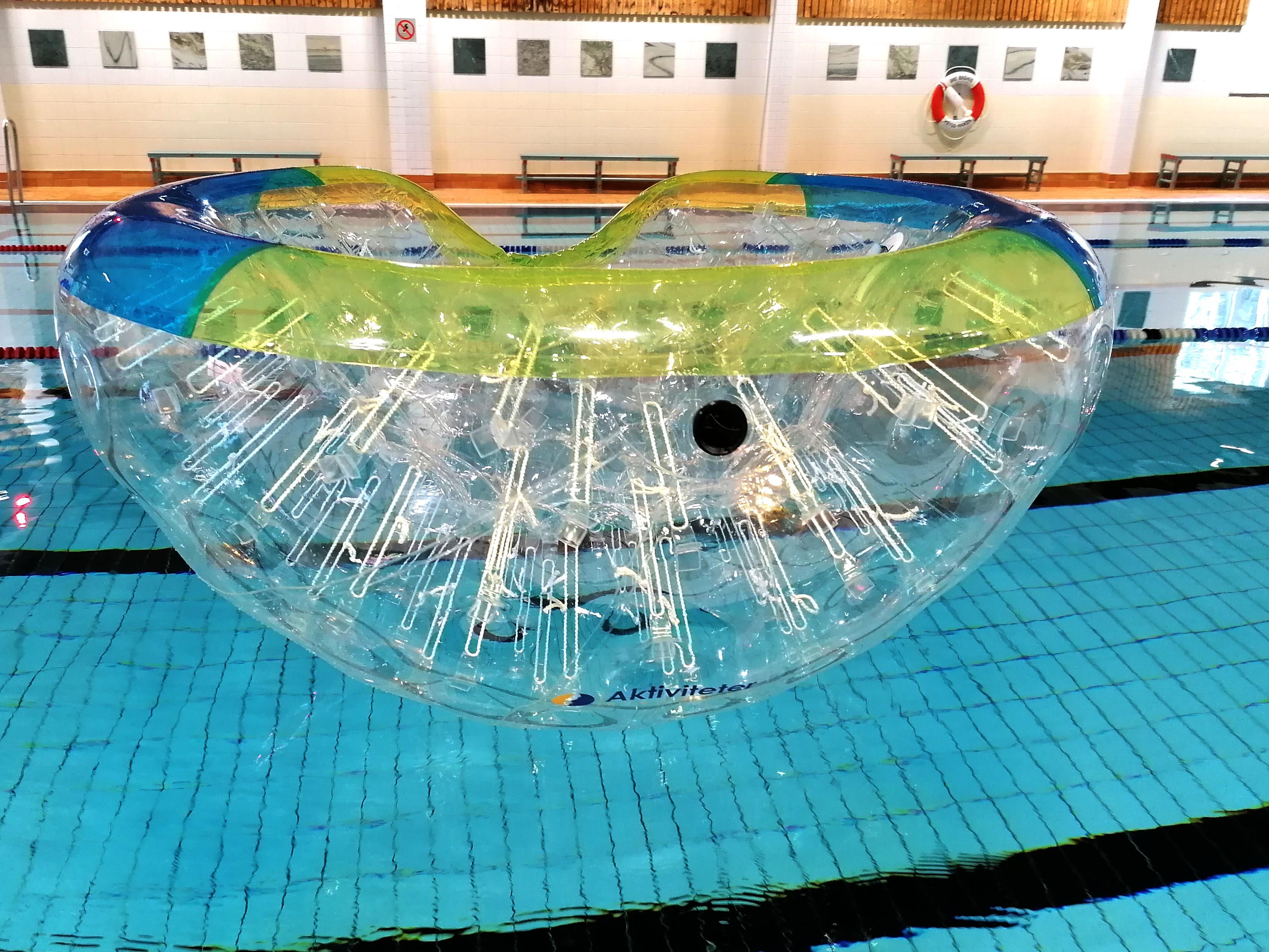 🥥 Kokosnöten – eller Grottan? Dubbel glädje i poolen!